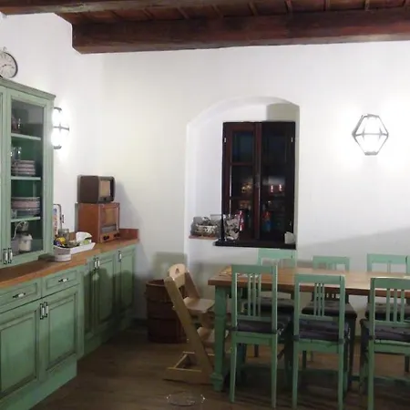 14 Century Water Mill Chalé