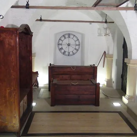 Domek alpejski 14 Century Water Mill *